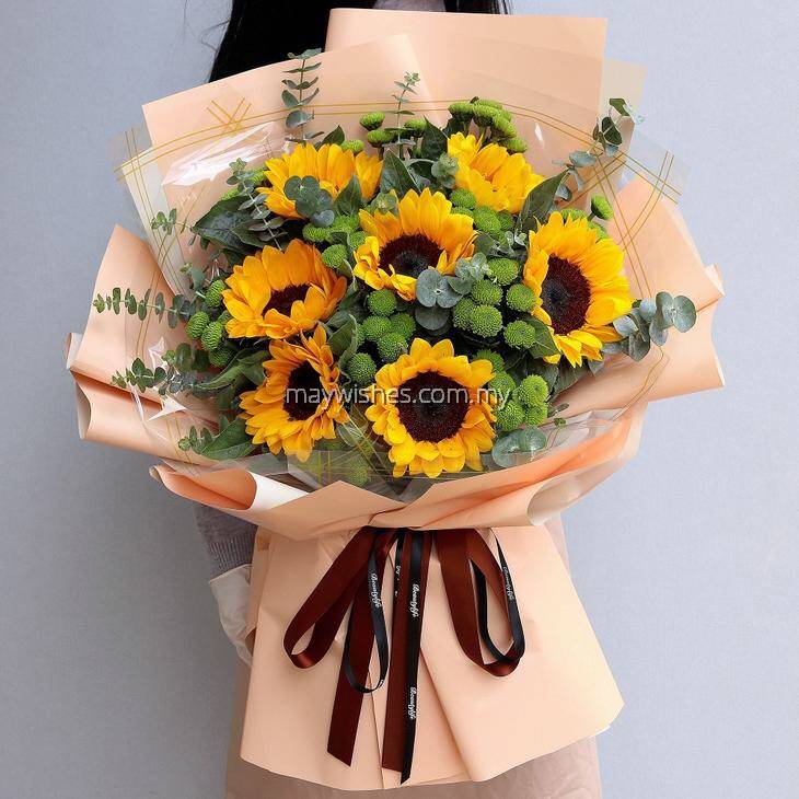 7 Sunflowers Bouquet