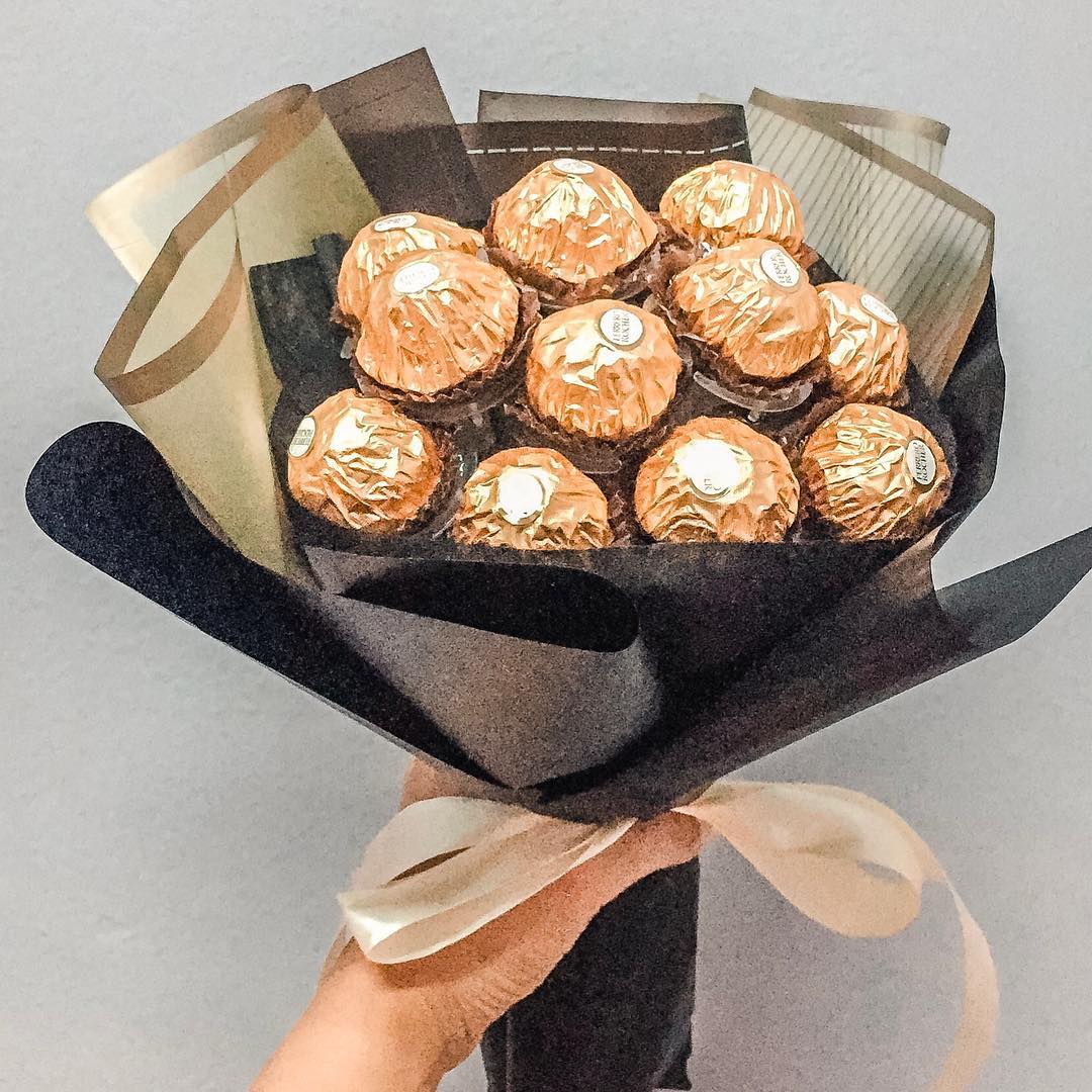 Chocolate Bouquet 13